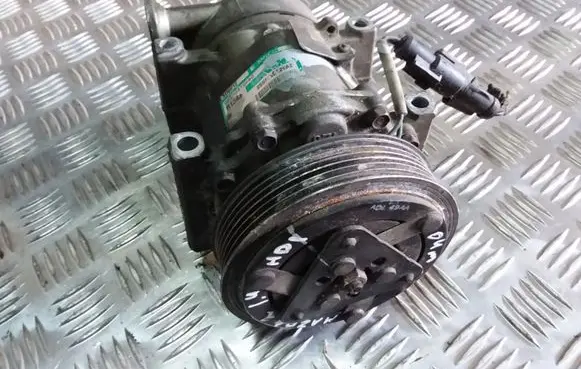 Mazda 2 Air conditioning (A/C) compressor (pump) 2S6119D629AE