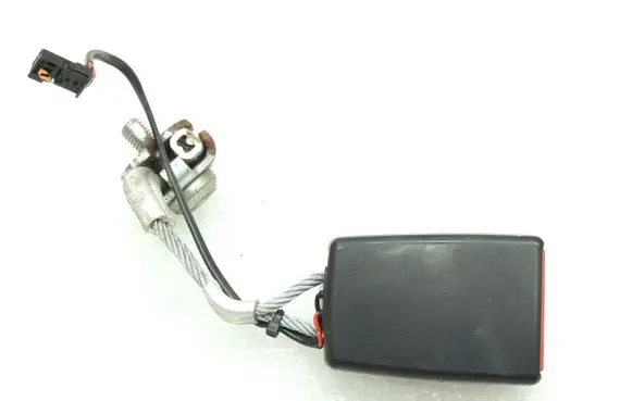 BMW 5 F10 F11 Rear seatbelt buckle 72117243273 7243273