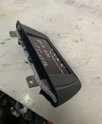 BMW 1 F20 F21 Screen/display/small screen 6837127