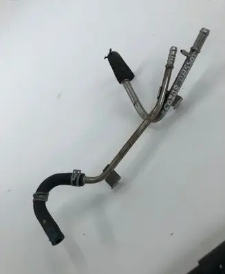Volkswagen PASSAT B8 Fuel return line/hose 04l201360l