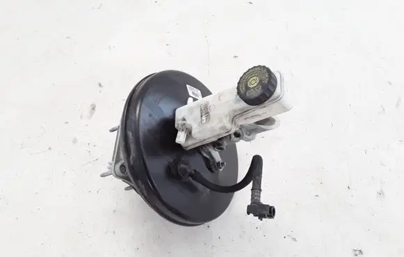 Renault Fluence Brake booster