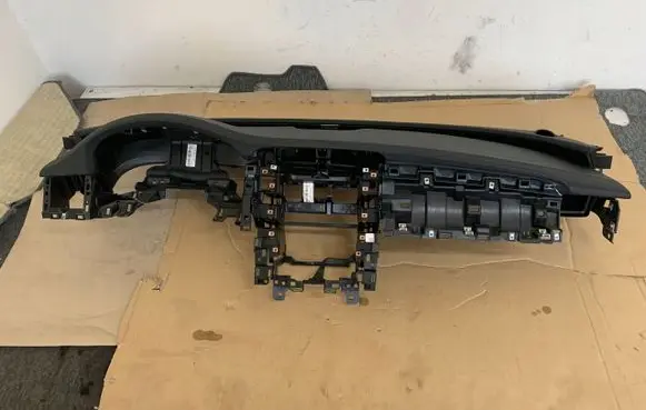 Jaguar XF X260 Dashboard 163KM