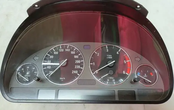 BMW 5 E39 Speedometer (instrument cluster) 62118369051 089073 025360051