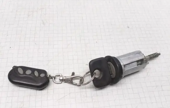 Opel Astra F Ignition lock 90119099