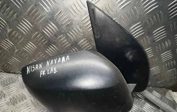 Nissan Navara D40 Front door electric wing mirror 96301EB110