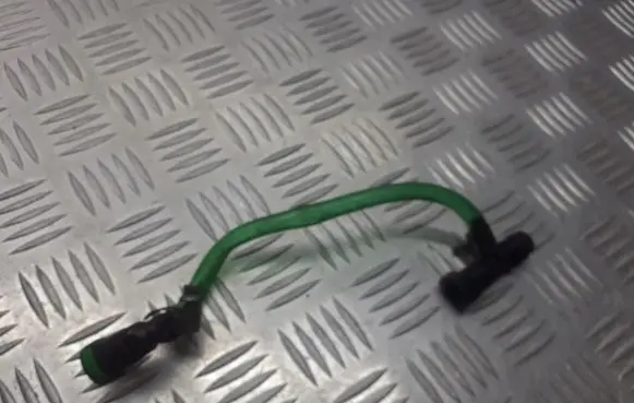 Renault Espace IV Fuel line pipe