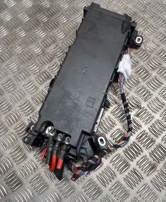 Mercedes-Benz B W246 W242 Fuse box set A2465400140