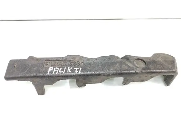 Volkswagen PASSAT B8 Other engine bay part 04L130380F