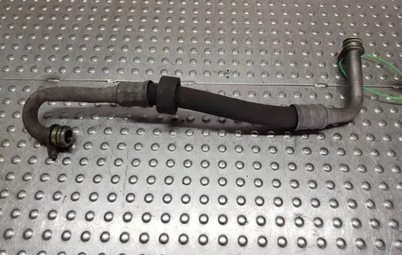 Mercedes-Benz C AMG W204 Oil cooling pipe S26370835 A2042701496
