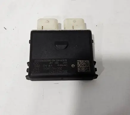 Porsche Cayenne (9Y0 9Y3) Tailgate/trunk control unit/module 3G0962243C PAB962243 3G0962243