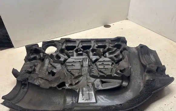 Volvo V60 Engine cover (trim) 31339884