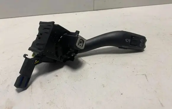 Audi A3 S3 8P Wiper control stalk 8P0953519A 01203610 20361050226102