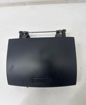 Volkswagen Touareg I Glove box 7L6857919D