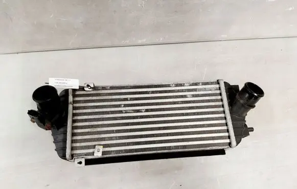 Hyundai i40 Intercooler radiator 39300-84400