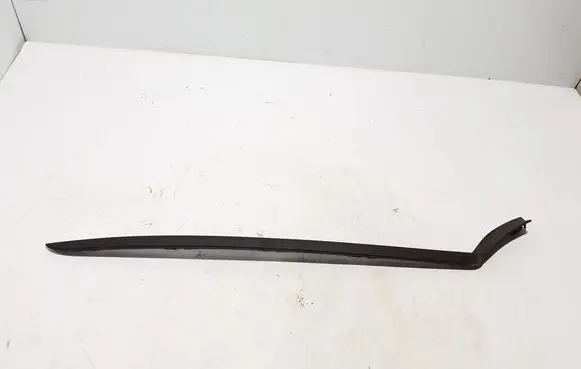 Volvo C40 Windshield trim 32262941