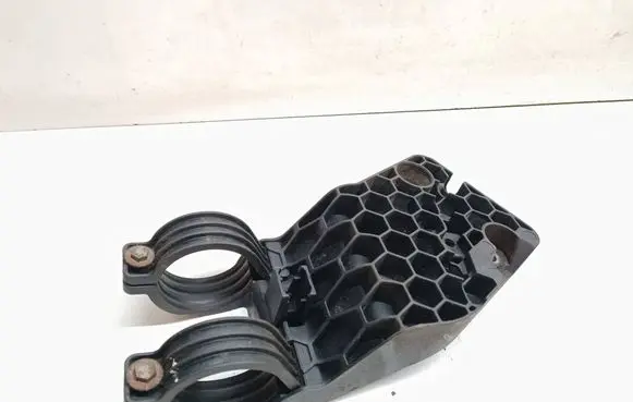 BMW X5 E70 Fuel filter bracket/mount holder 70314607