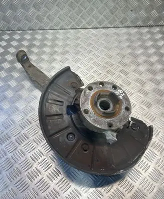 Audi Q7 4L Front wheel hub spindle knuckle 7P6407246