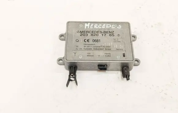 Mercedes-Benz C W203 Aerial antenna amplifier 2038201785 09102113 MC2000DGC