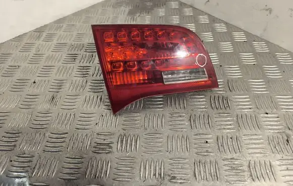 Audi A6 S6 C6 4F Tailgate rear/tail lights 4F9945093A
