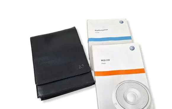 Volkswagen Touran II Owners service history hand book 