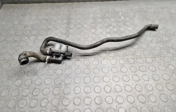 BMW X5 F15 Coolant heater control valve 6910544