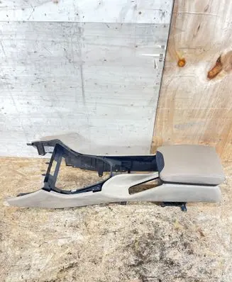 BMW X5 E53 Armrest 8402933 51168402933 6641984