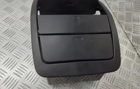 Mitsubishi Space Star Radio/GPS head unit trim MR913608