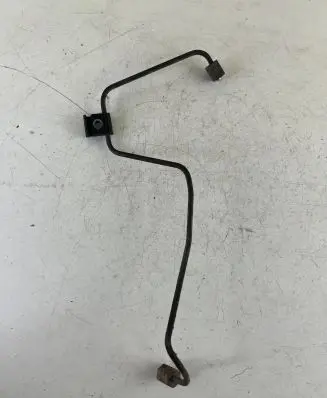 Toyota Land Cruiser (HDJ90) Fuel injector supply line/pipe 