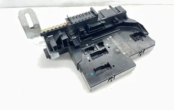 Mercedes-Benz C W204 Comfort/convenience module 2049060405 2045458732 2129028502