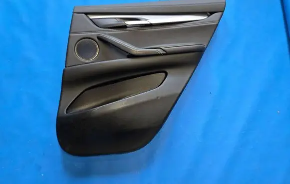 BMW X6 F16 Rear door card panel trim