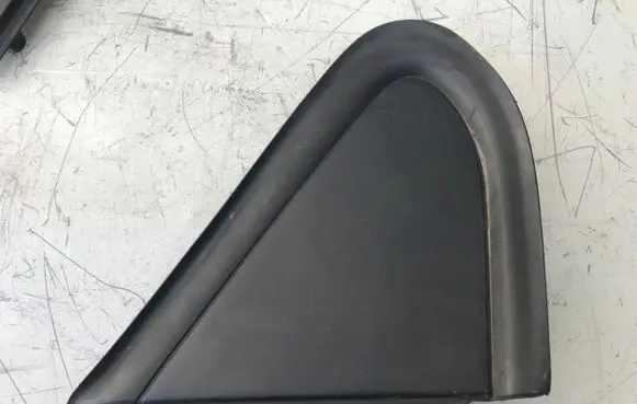 Fender end trim