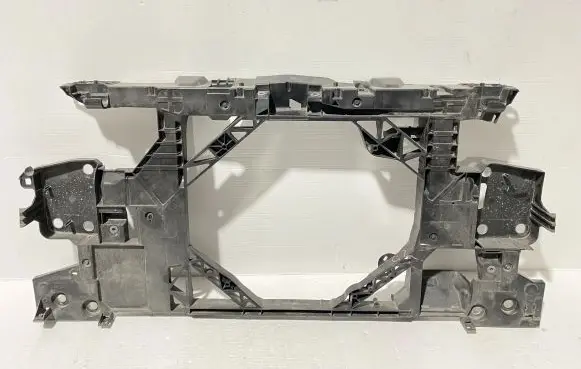 Renault Megane III Radiator support slam panel 752100004R