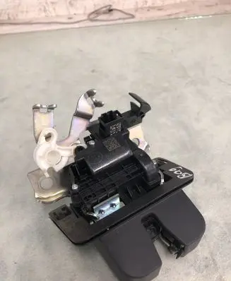 Seat Arona Tailgate/trunk/boot lock/catch/latch 5F082750509S