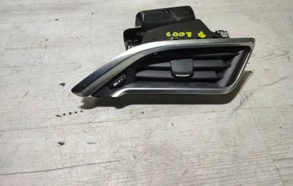 Peugeot 2008 I Dashboard side air vent grill/cover trim 9673131677 10891707 2771001