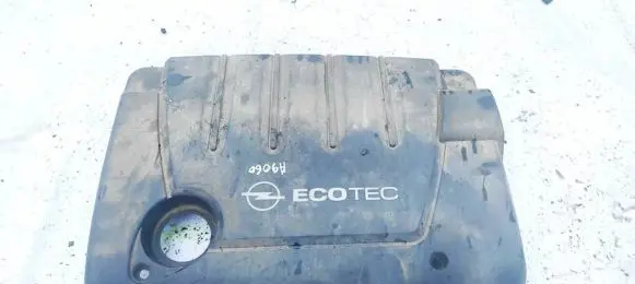 Opel Zafira B Engine cover (trim) 55558383 55558384