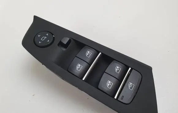 BMW 5 G30 G31 Electric window control switch 6832720