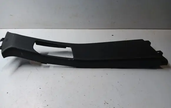 Jeep Grand Cherokee (B) pillar trim (top) I01976040BLR