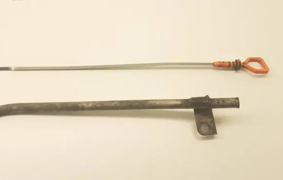 Oil level dip stick