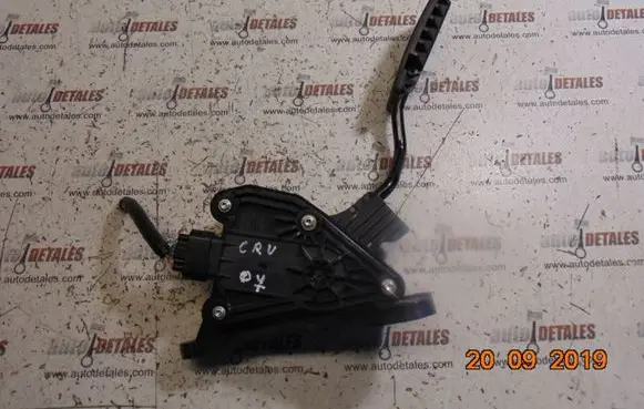 Honda CR-V Accelerator throttle pedal
