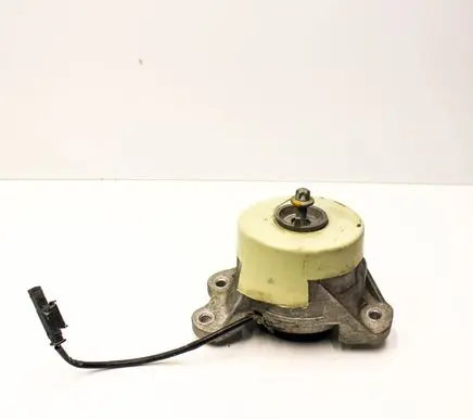 Mercedes-Benz E W213 Engine mount bracket A2132405100