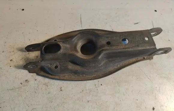 BMW 1 E81 E87 Rear upper control arm/wishbone 6764420