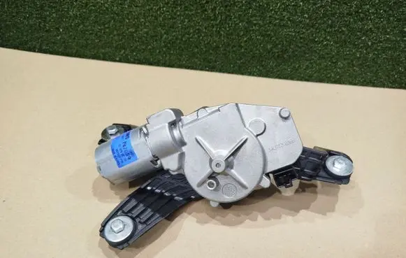 KIA Pro Cee'd III Rear window wiper motor 98700J7700 0390205092
