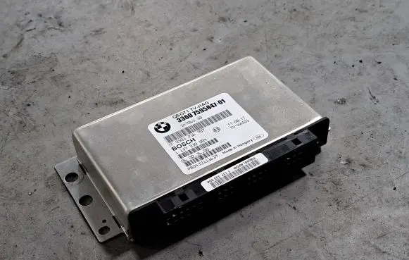 BMW X6 E71 Torque split ecu control unit/module 7595847
