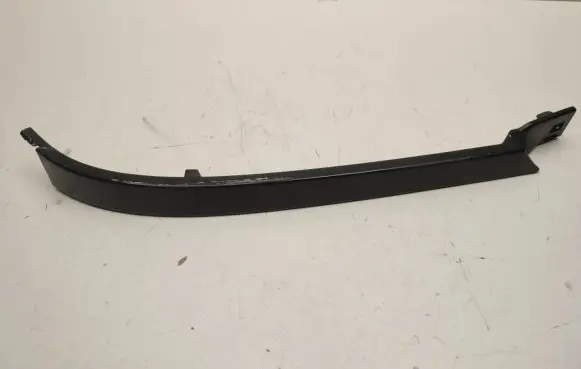 Mercedes-Benz ML W163 Under headlight/headlamp trim A1638260277