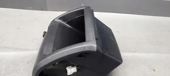 Mitsubishi Outlander Glove box