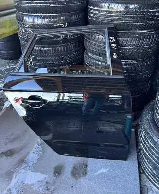 Audi A3 S3 8V Rear door
