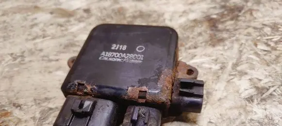 Infiniti G37 Coolant fan relay A18700A28001