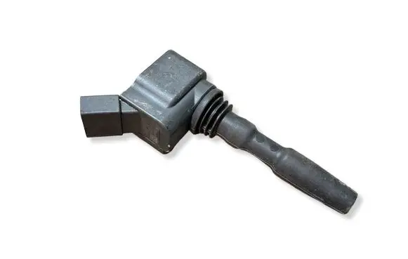 Audi A3 8Y High voltage ignition coil 04E905110P 051643 77300014