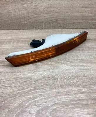 Volkswagen PASSAT B6 Front indicator light 3C0953042C WITHPLUG