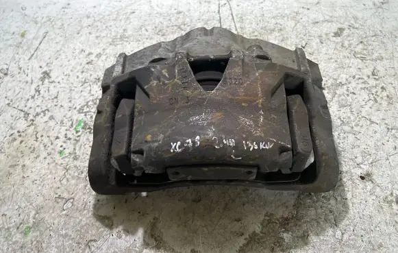 Volvo XC70 Front brake caliper